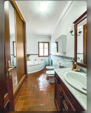 6 camera da letto Finca/Casa di Campagna in vendita in Baza con garage - 875.000 € (Rif: 9627802)