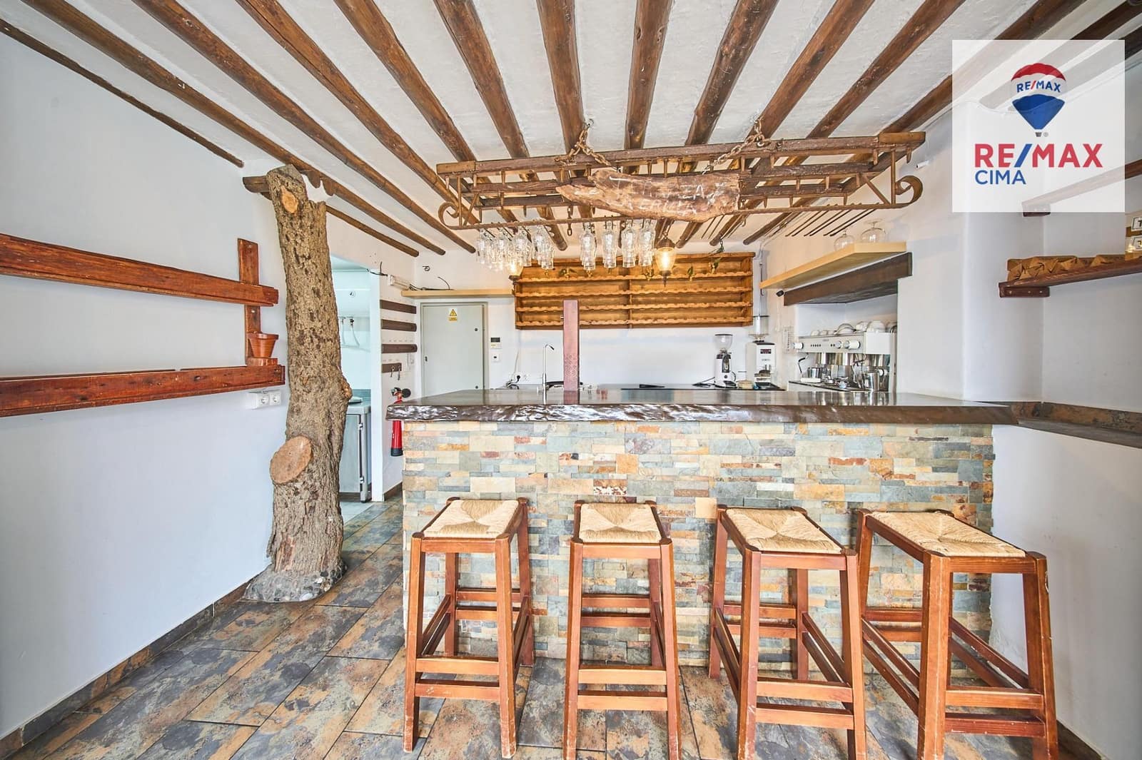 Business for rent in Niguelas - € 1,100 (Ref: 9630289)