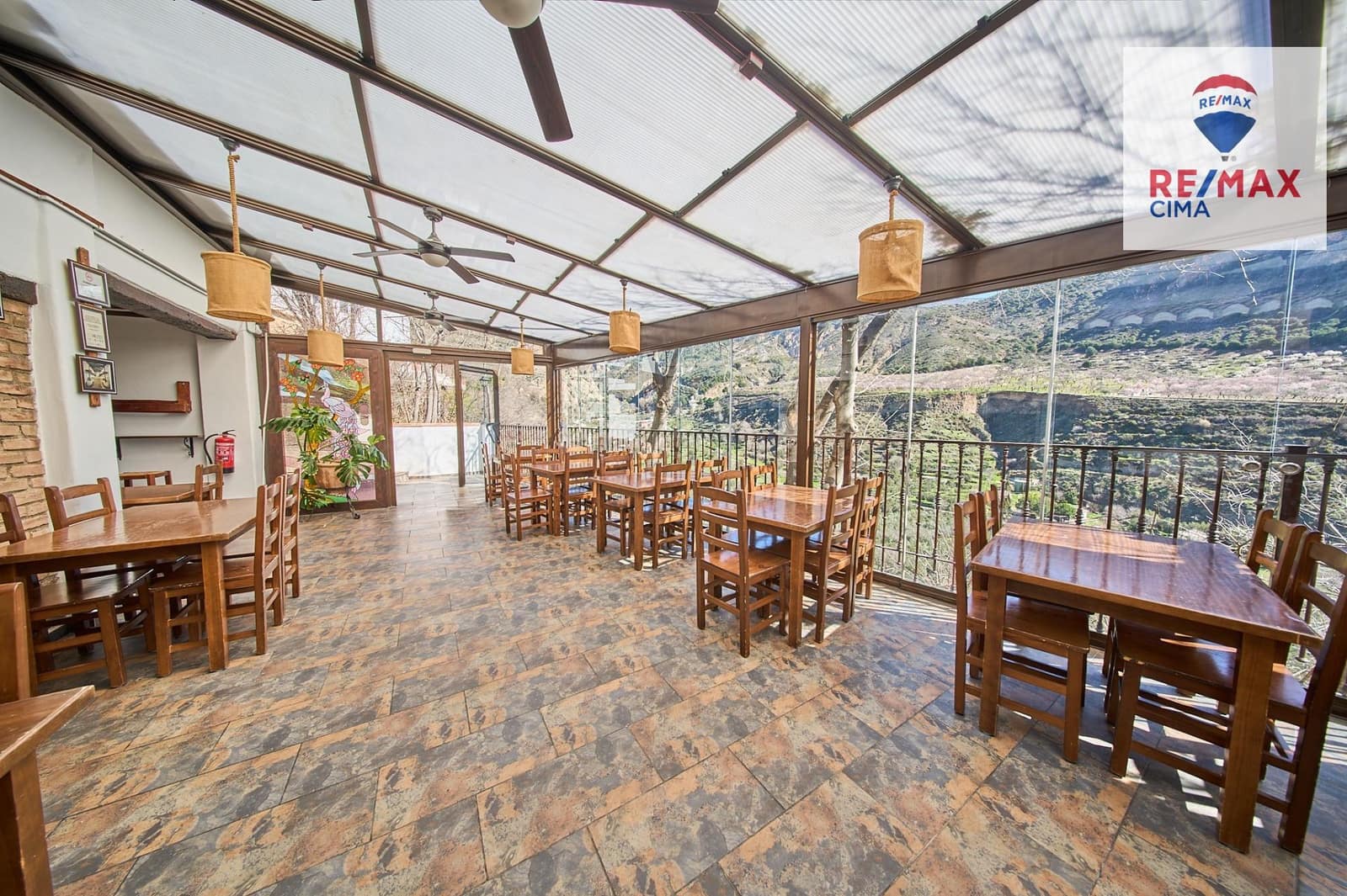 Business for rent in Niguelas - € 1,100 (Ref: 9630289)