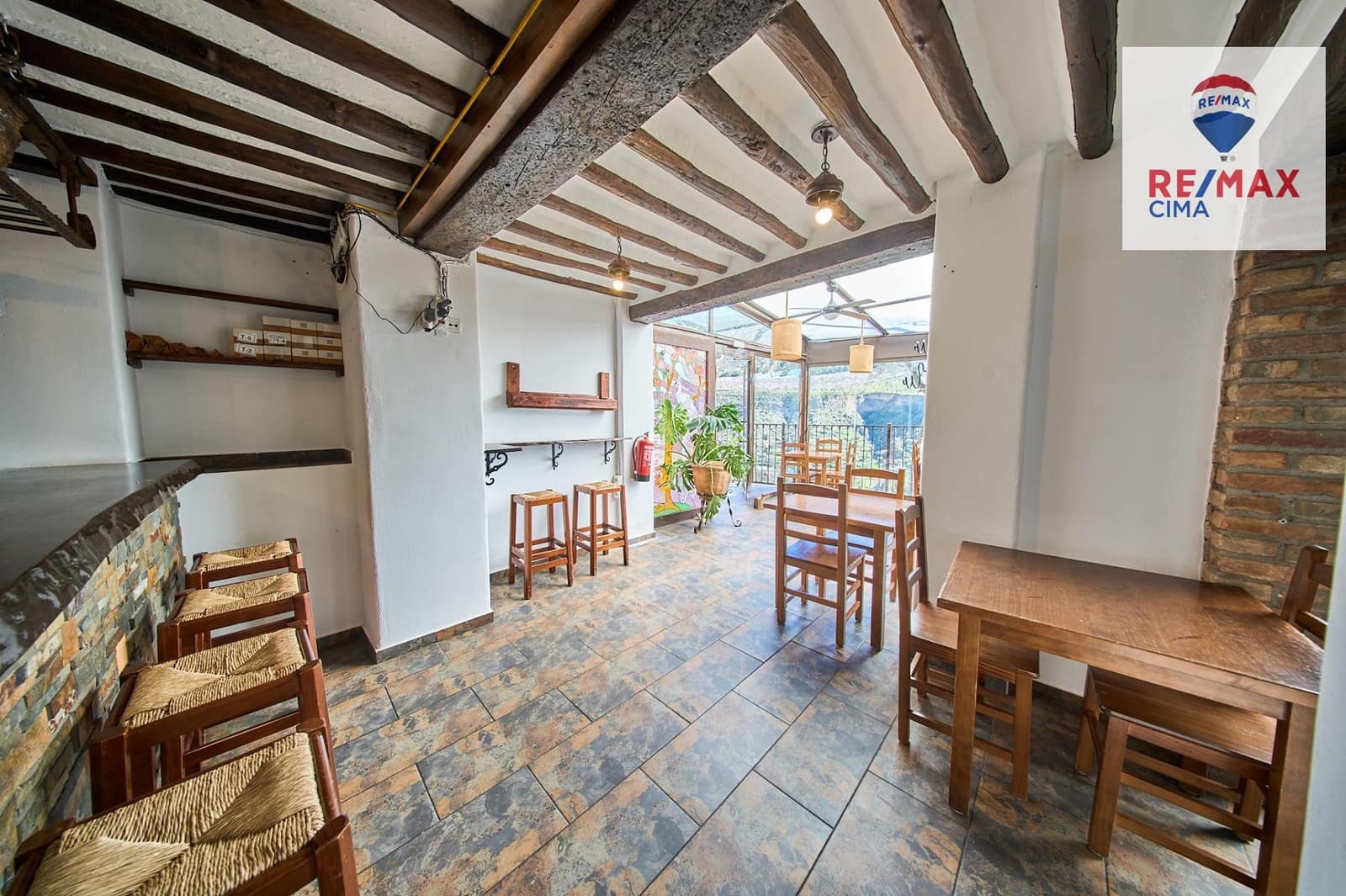 Business for rent in Niguelas - € 1,100 (Ref: 9630289)