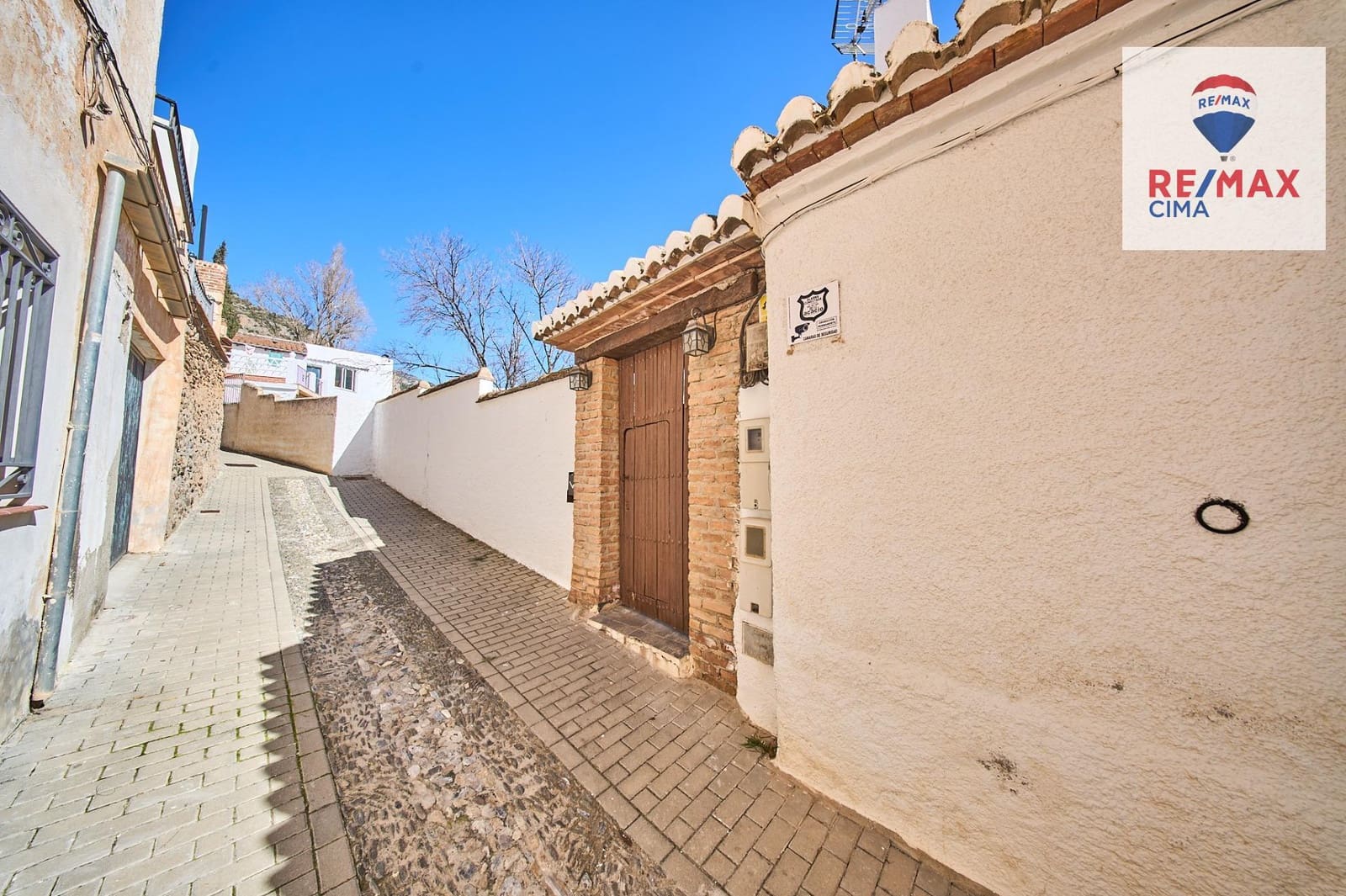 Business for rent in Niguelas - € 1,100 (Ref: 9630289)