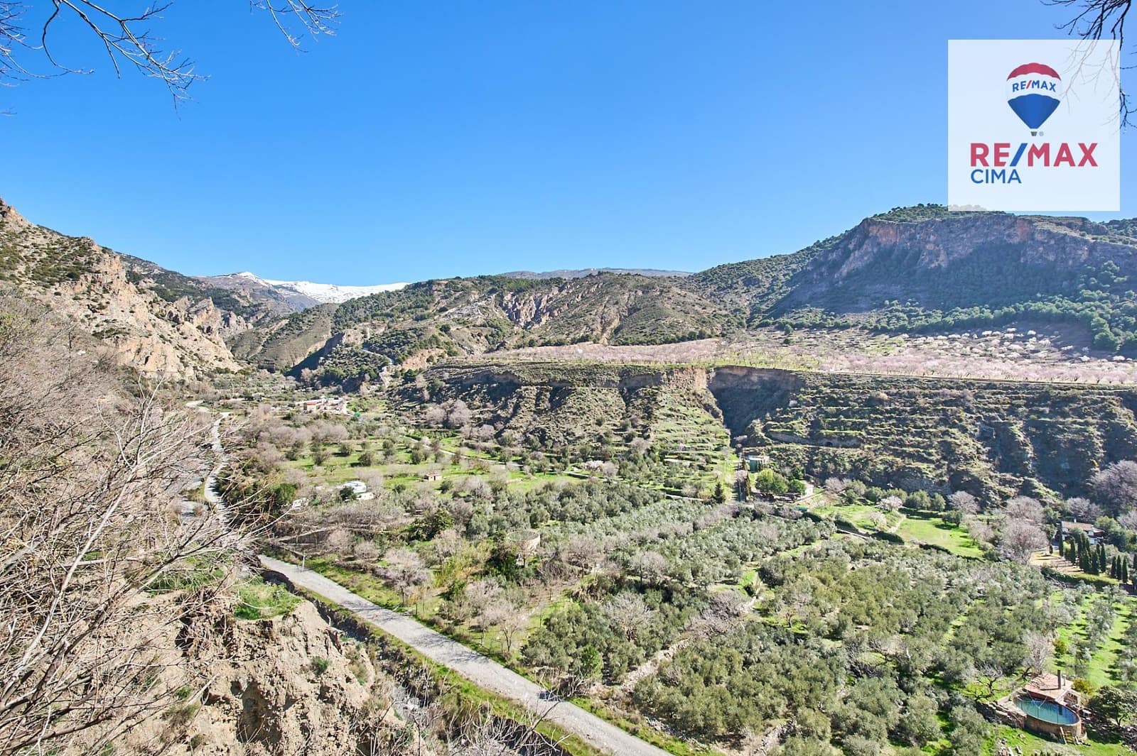 Business for rent in Niguelas - € 1,100 (Ref: 9630289)