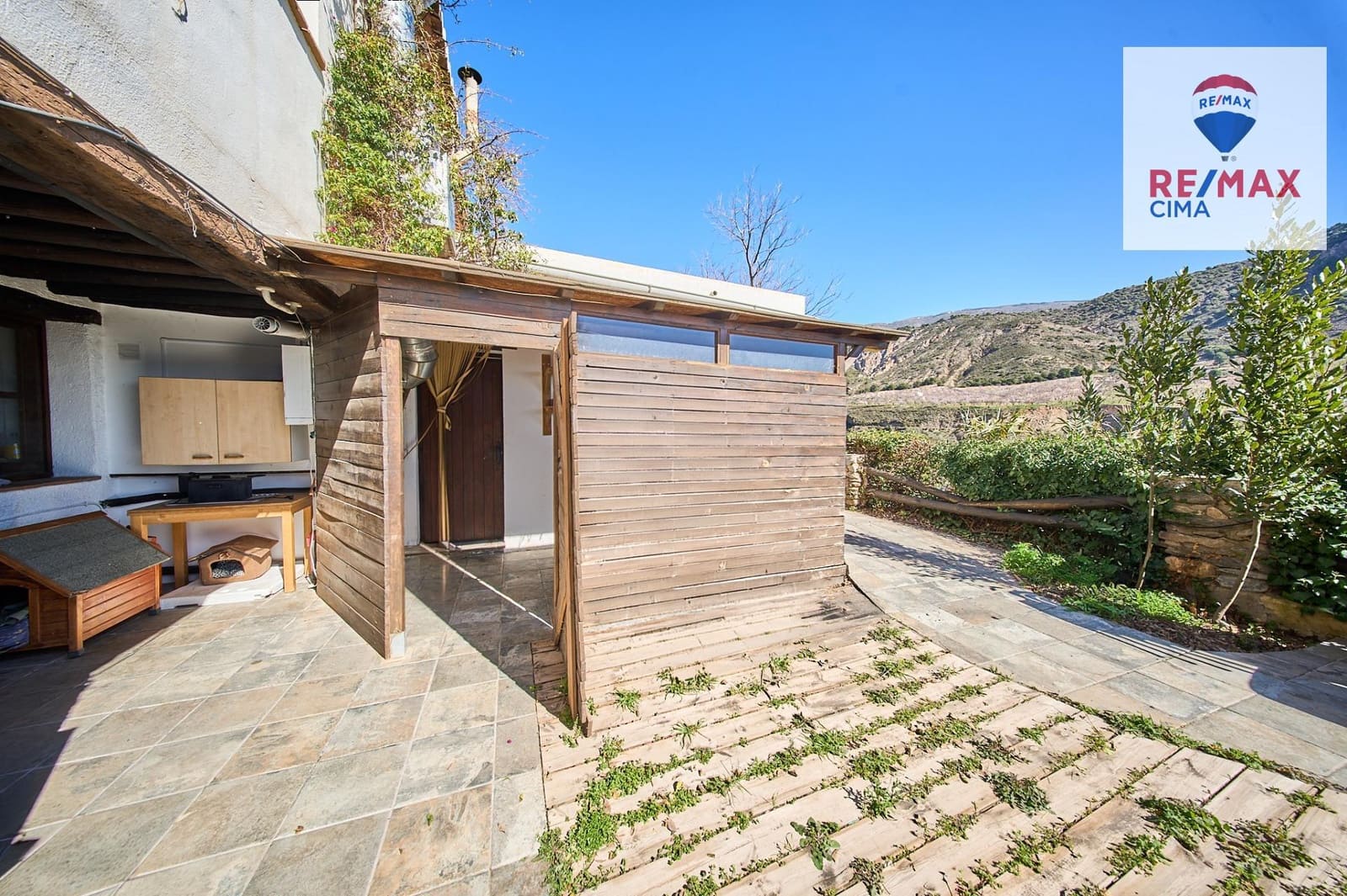 Business for rent in Niguelas - € 1,100 (Ref: 9630289)