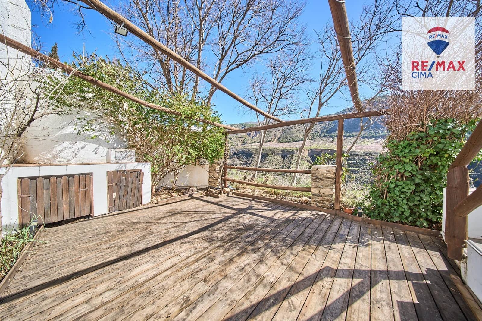 Business for rent in Niguelas - € 1,100 (Ref: 9630289)