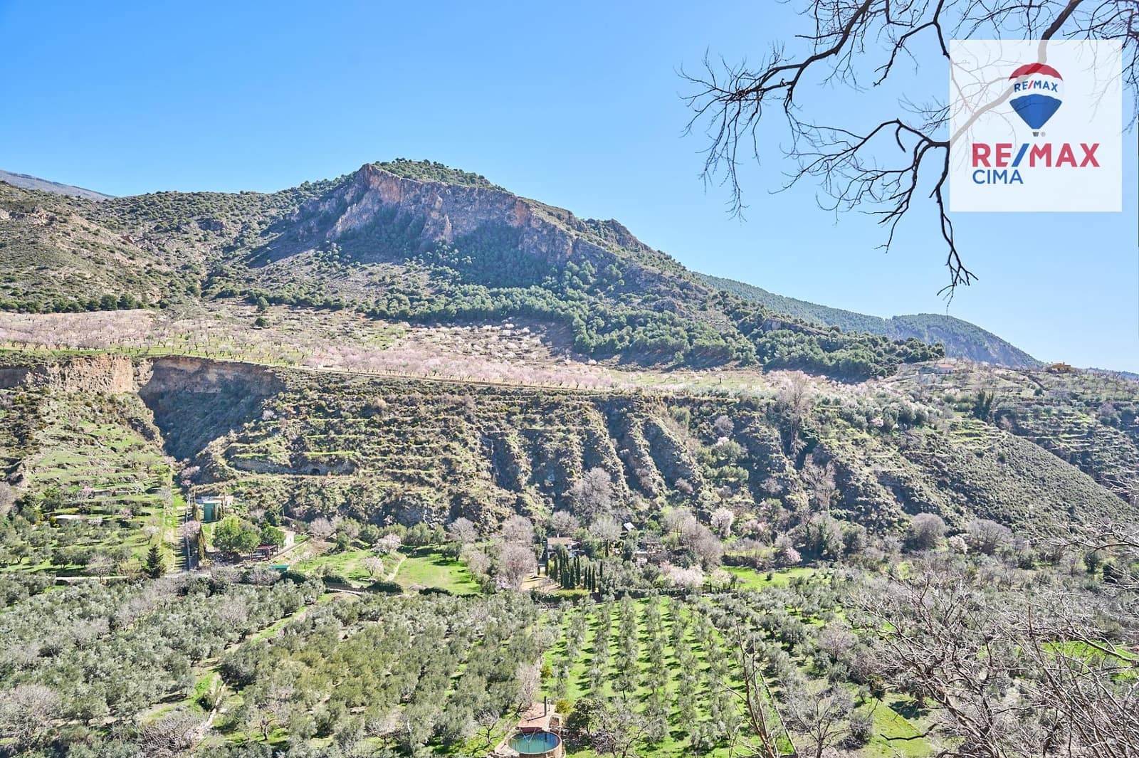 Business for rent in Niguelas - € 1,100 (Ref: 9630289)