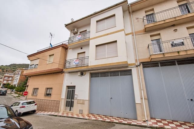 Finca/Casa Rural de 9 habitaciones en Castillo de Locubín en venta con garaje - 160.000 € (Ref: 9630295)