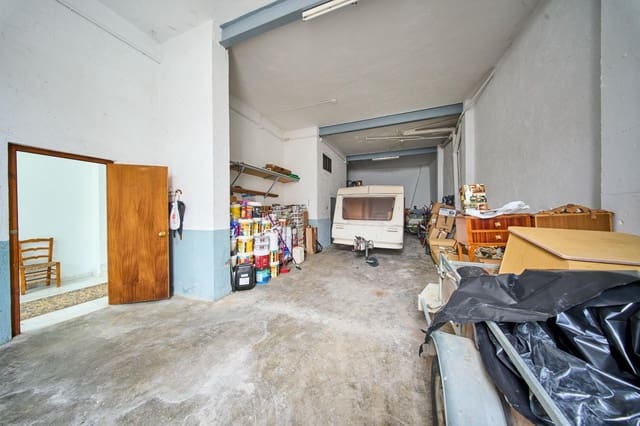 9 Zimmer Finca/Landgut zu verkaufen in Castillo de Locubín mit Garage - 160.000 € (Ref: 9630295)