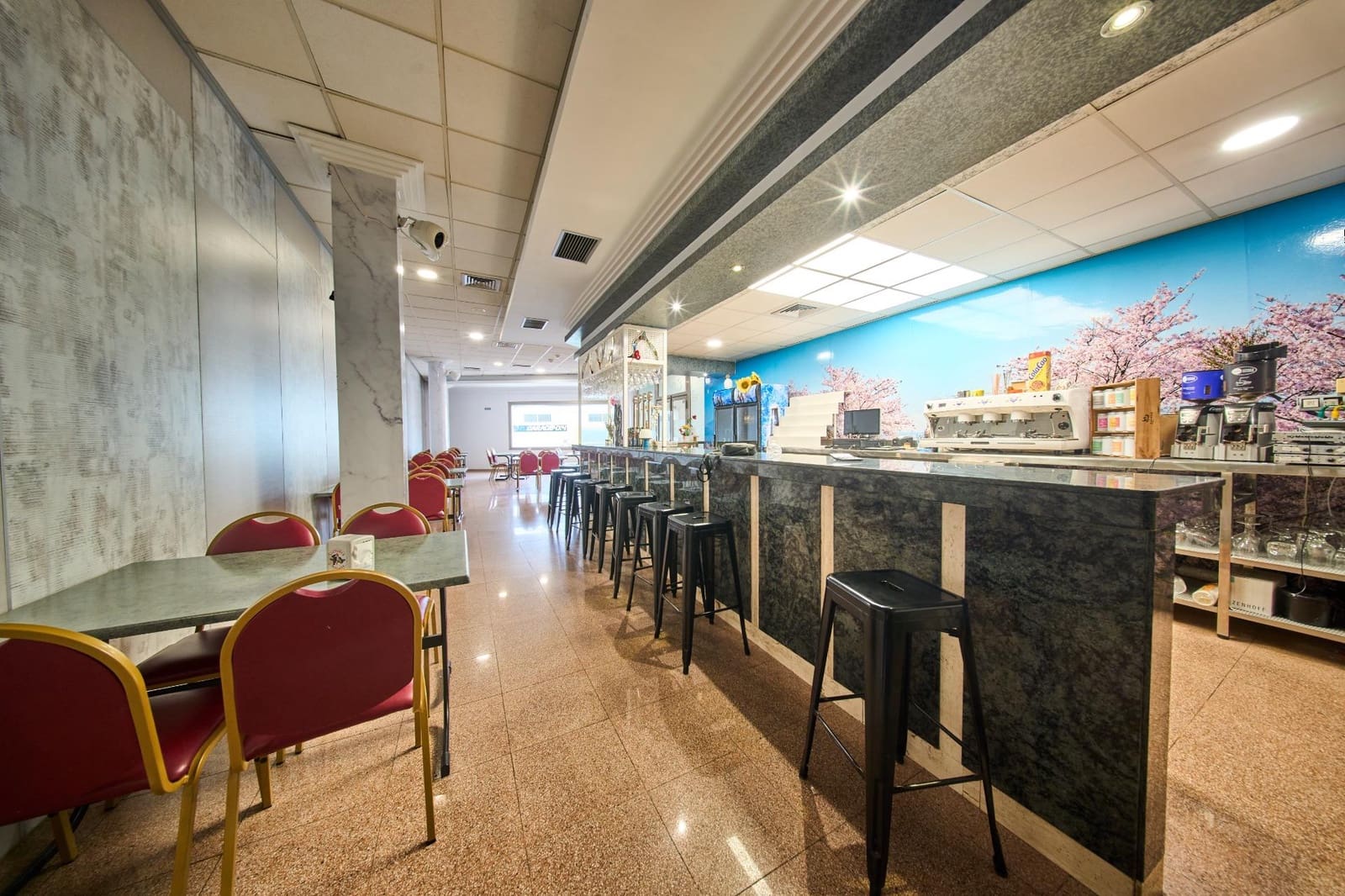 Local Comercial en Castillo de Locubín en venta - 950.000 € (Ref: 9634518)