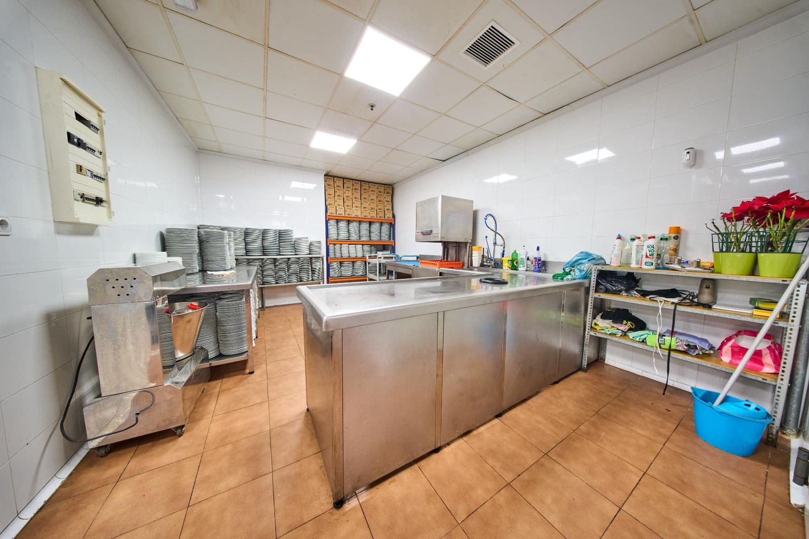 Gewerbe zu verkaufen in Castillo de Locubin - 850.000 € (Ref: 9634518)