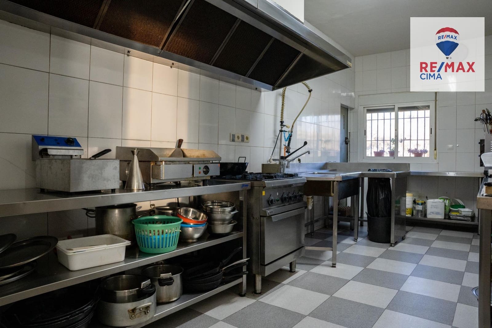 3 sovrum Kommersiell till salu i El Hijate - 450 000 € (Ref: 9637790)