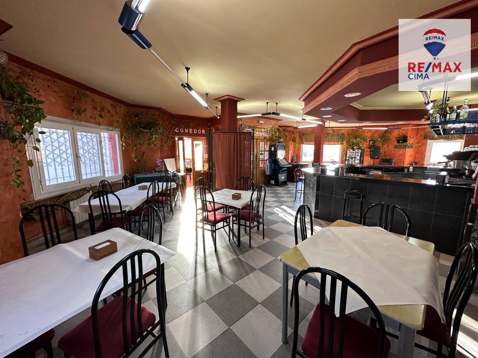 3 sovrum Kommersiell till salu i El Hijate - 450 000 € (Ref: 9637790)