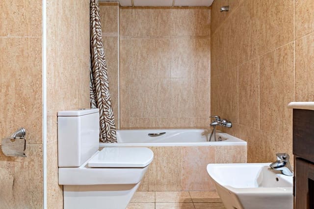 1 quarto Apartamento para venda em Roquetas de Mar com garagem - 119 000 € (Ref: 9645252)