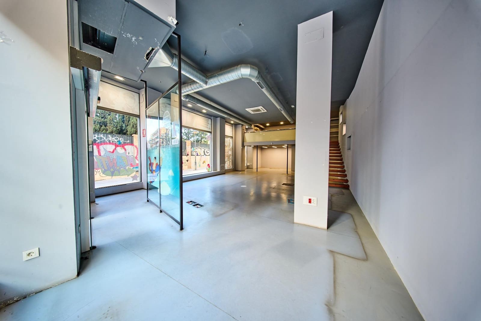 Commerciale da affittare in Granada citta - 1.600 € (Rif: 9645254)