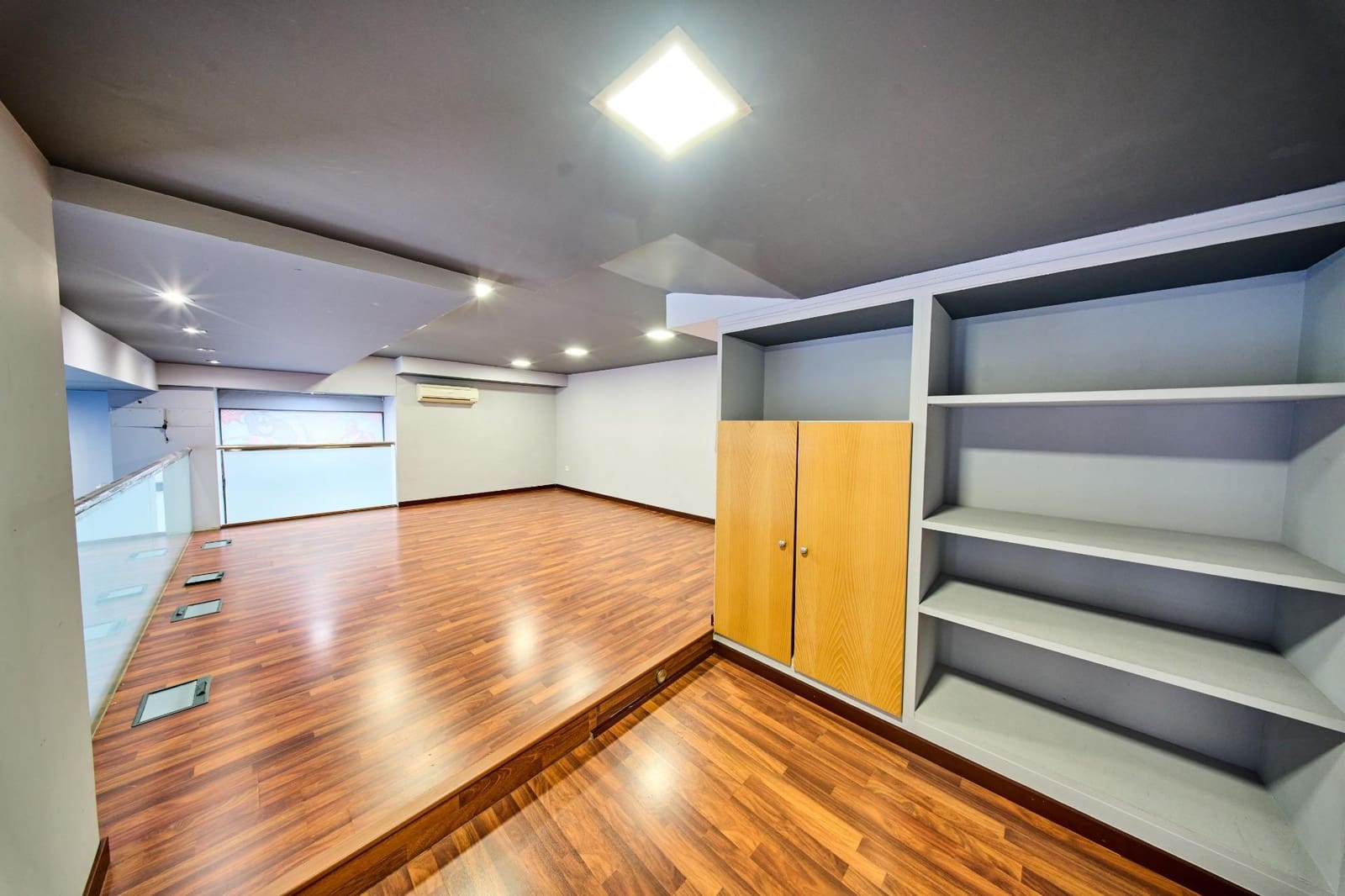 Commerciale da affittare in Granada citta - 1.600 € (Rif: 9645254)