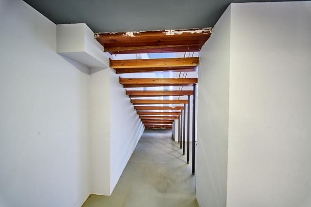 Commerciale da affittare in Centro - Sagrario, Granada città - 1.600 € (Rif: 9645254)