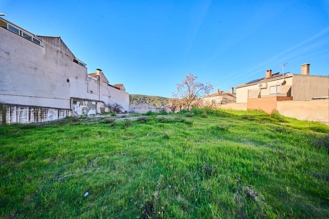 Bauplatz zu verkaufen in Carretera de la Sierra, Granada Stadt - 550.000 € (Ref: 9645255)