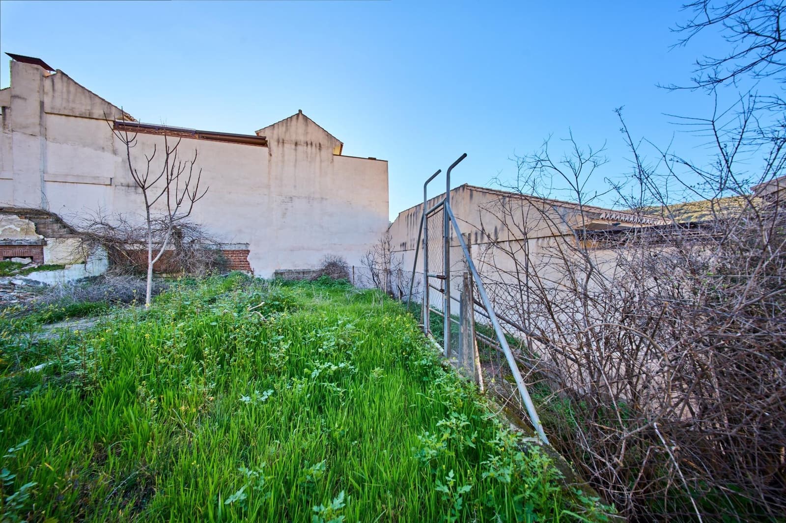 Building Plot for sale in Granada city - € 550,000 (Ref: 9645255)