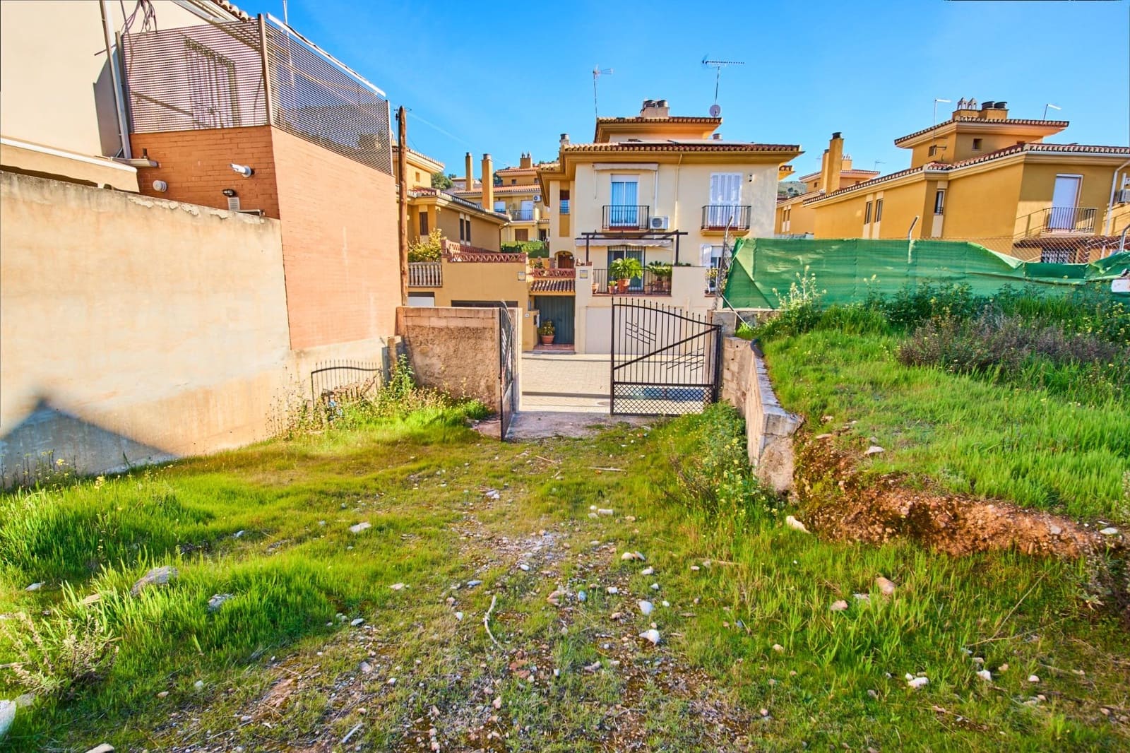 Building Plot for sale in Granada city - € 550,000 (Ref: 9645255)