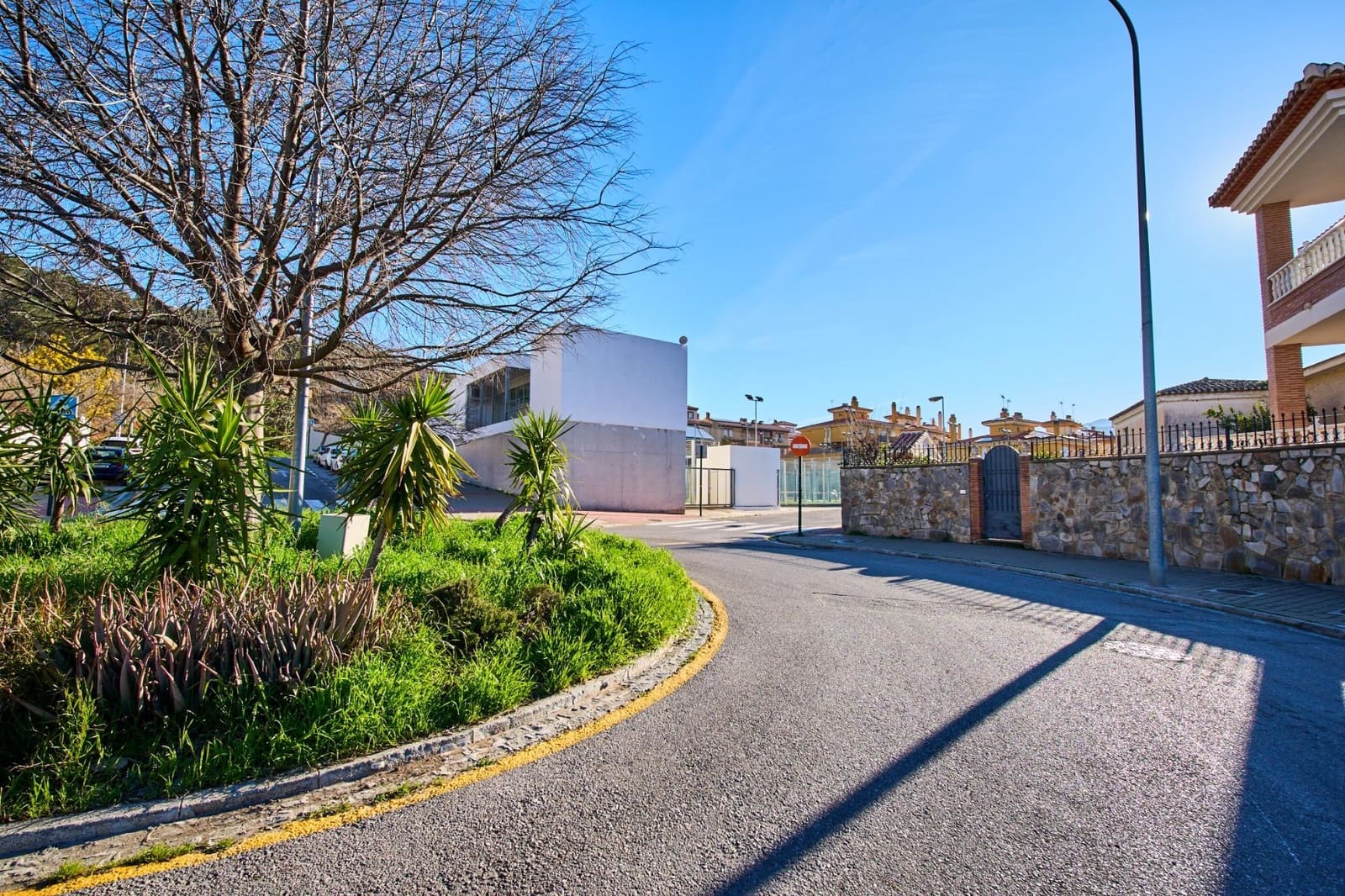 Building Plot for sale in Granada city - € 550,000 (Ref: 9645255)