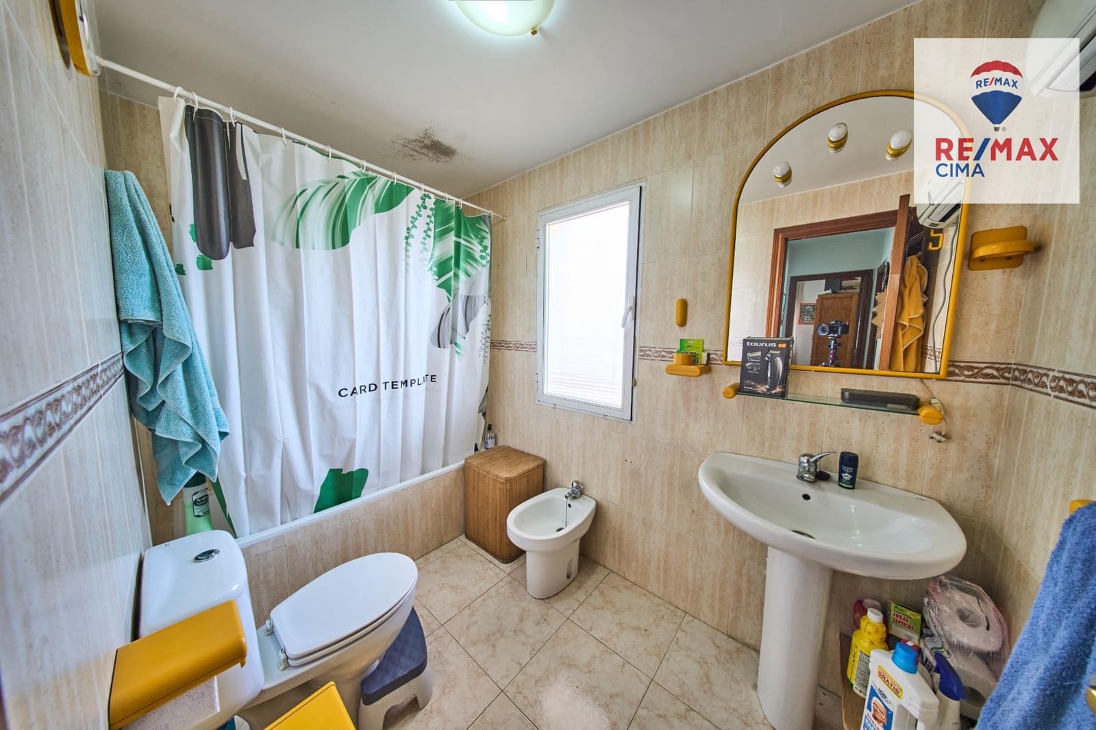 3 quarto Moradia em Banda para venda em Belicena com garagem - 169 000 € (Ref: 9645264)