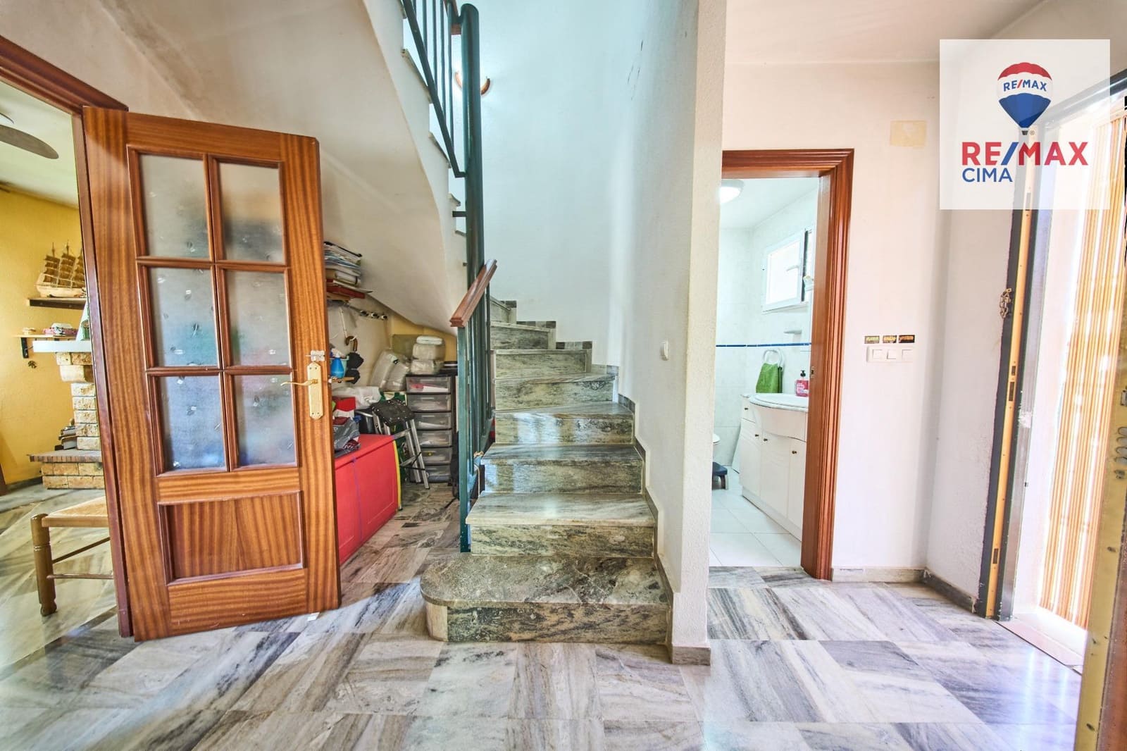 3 quarto Moradia em Banda para venda em Belicena com garagem - 169 000 € (Ref: 9645264)