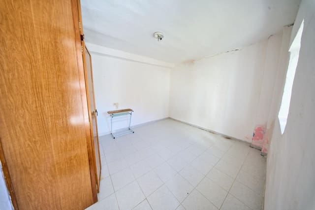 4 soverom Hus til salgs i Quéntar - € 86 000 (Ref: 9650394)