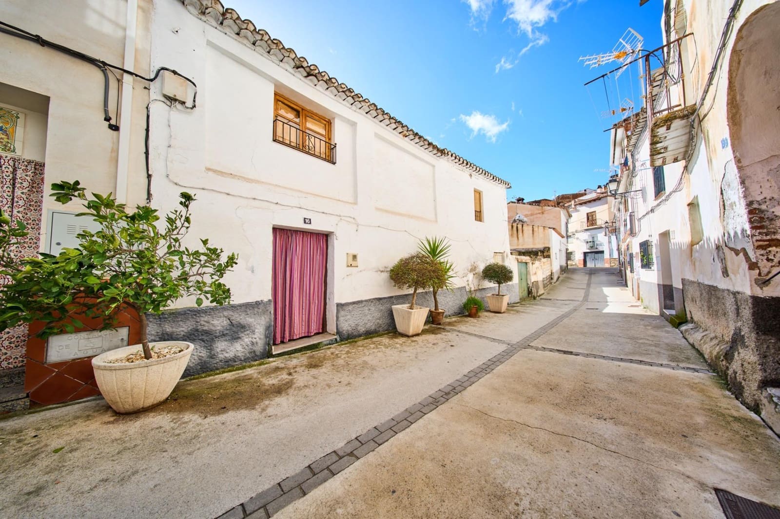 4 sypialnia Dom na sprzedaż w Quentar - 86 000 € (Ref: 9650394)