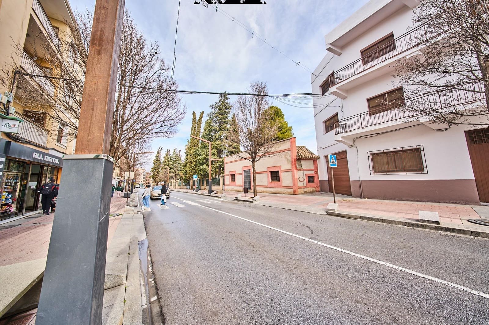 Leilighet til salgs i Baza med garasje - € 394 000 (Ref: 9650395)