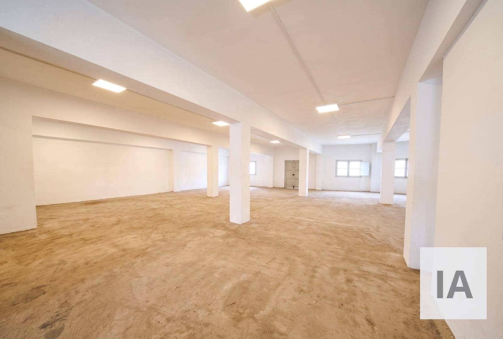 Appartamento in vendita in Baza con garage - 394.000 € (Rif: 9650395)