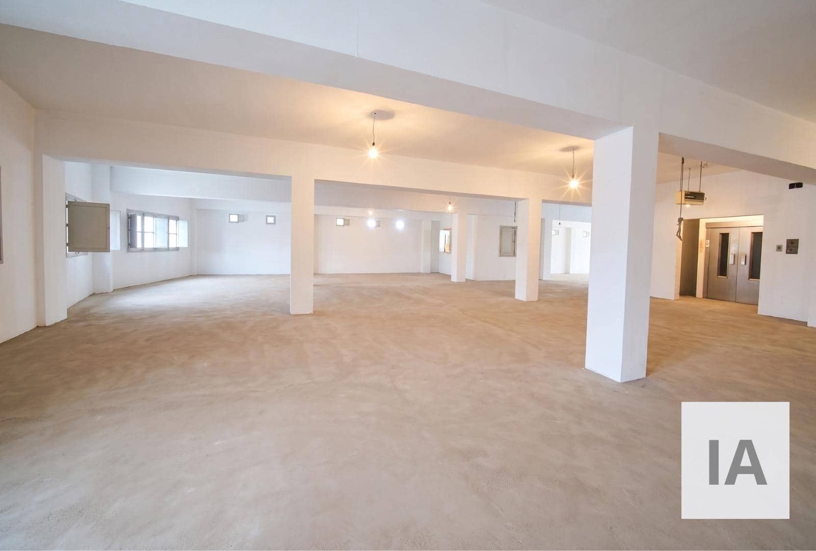 Appartamento in vendita in Baza con garage - 394.000 € (Rif: 9650395)