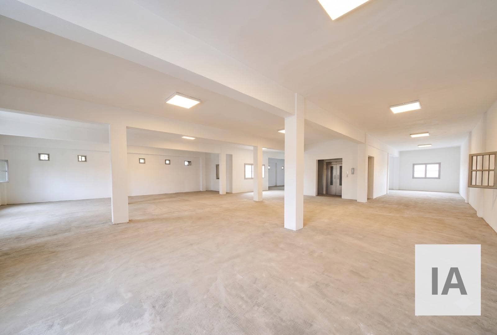 Appartamento in vendita in Baza con garage - 394.000 € (Rif: 9650395)