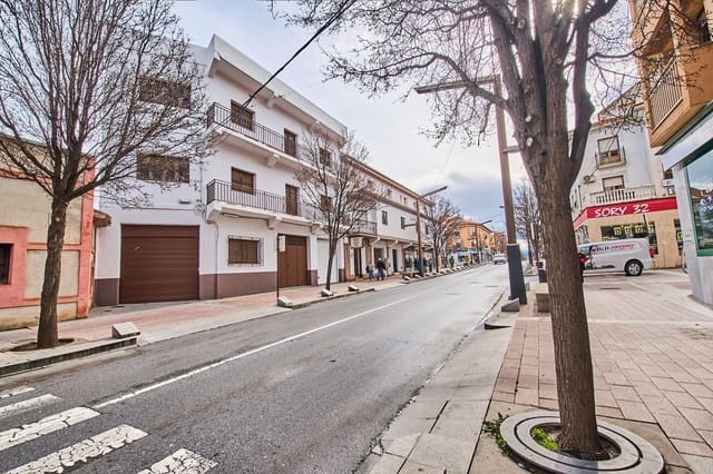Appartamento in vendita in Baza con garage - 394.000 € (Rif: 9650395)