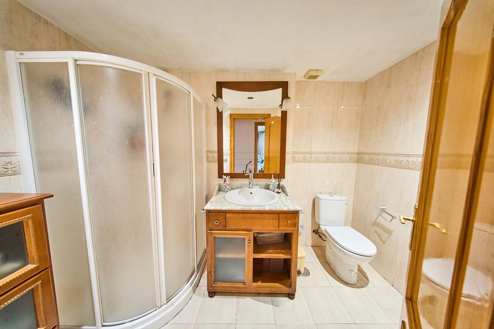 3 slaapkamer Flat te koop in Granada stad - € 136.000 (Ref: 9652207)