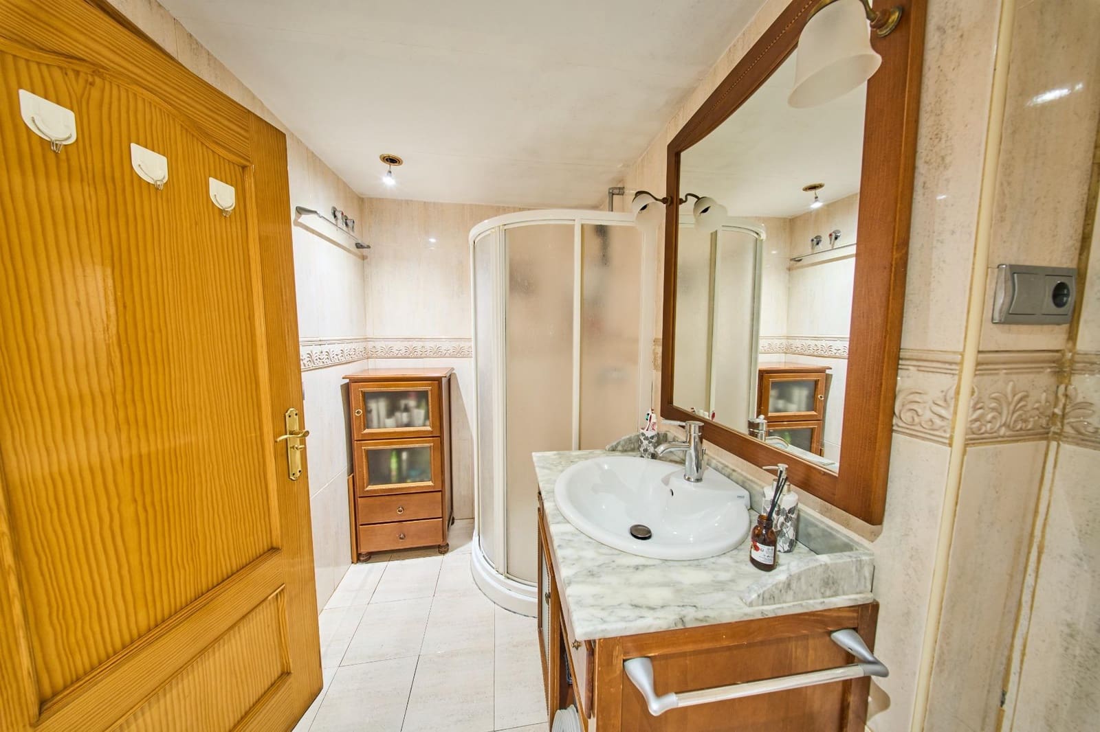 3 slaapkamer Flat te koop in Granada stad - € 136.000 (Ref: 9652207)