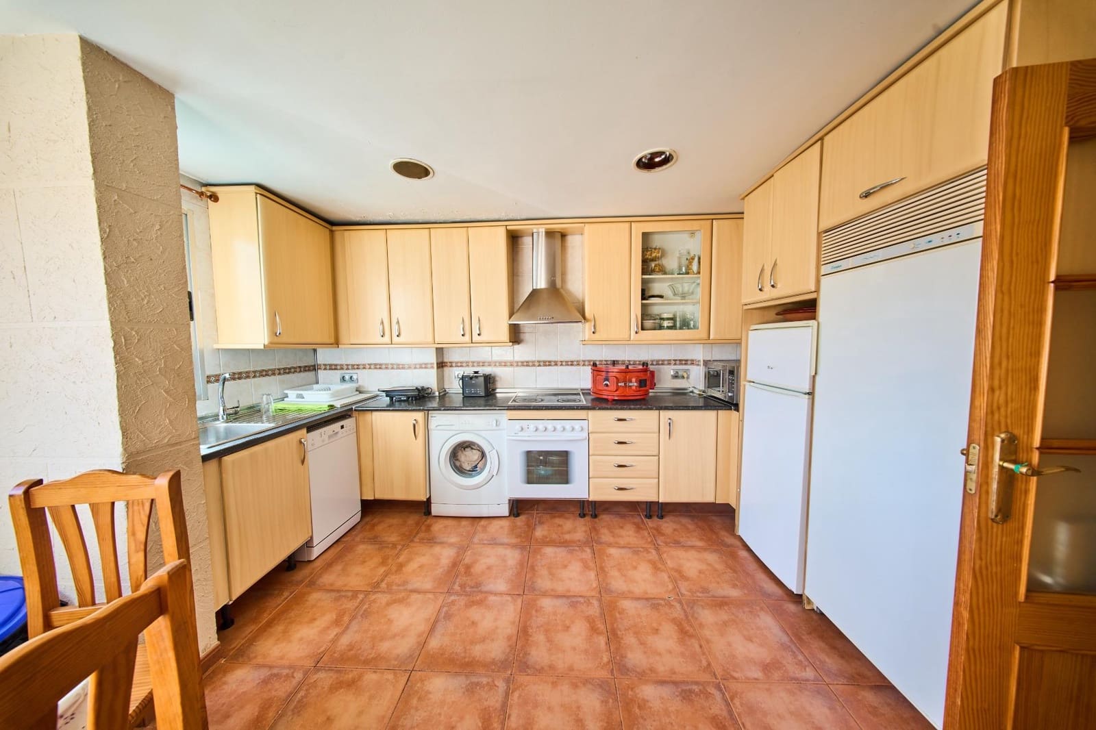 3 slaapkamer Flat te koop in Granada stad - € 136.000 (Ref: 9652207)