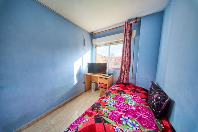 3 slaapkamer Flat te koop in Granada stad - € 136.000 (Ref: 9652207)