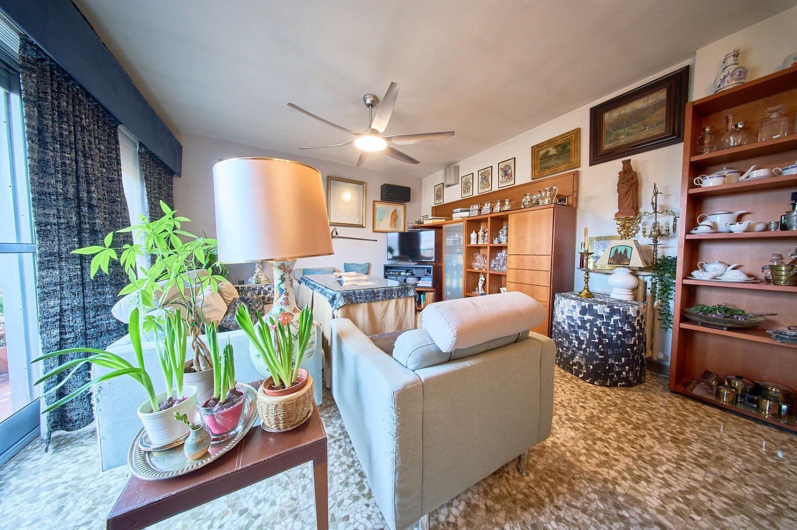 4 slaapkamer Flat te koop in Granada stad - € 420.000 (Ref: 9652208)