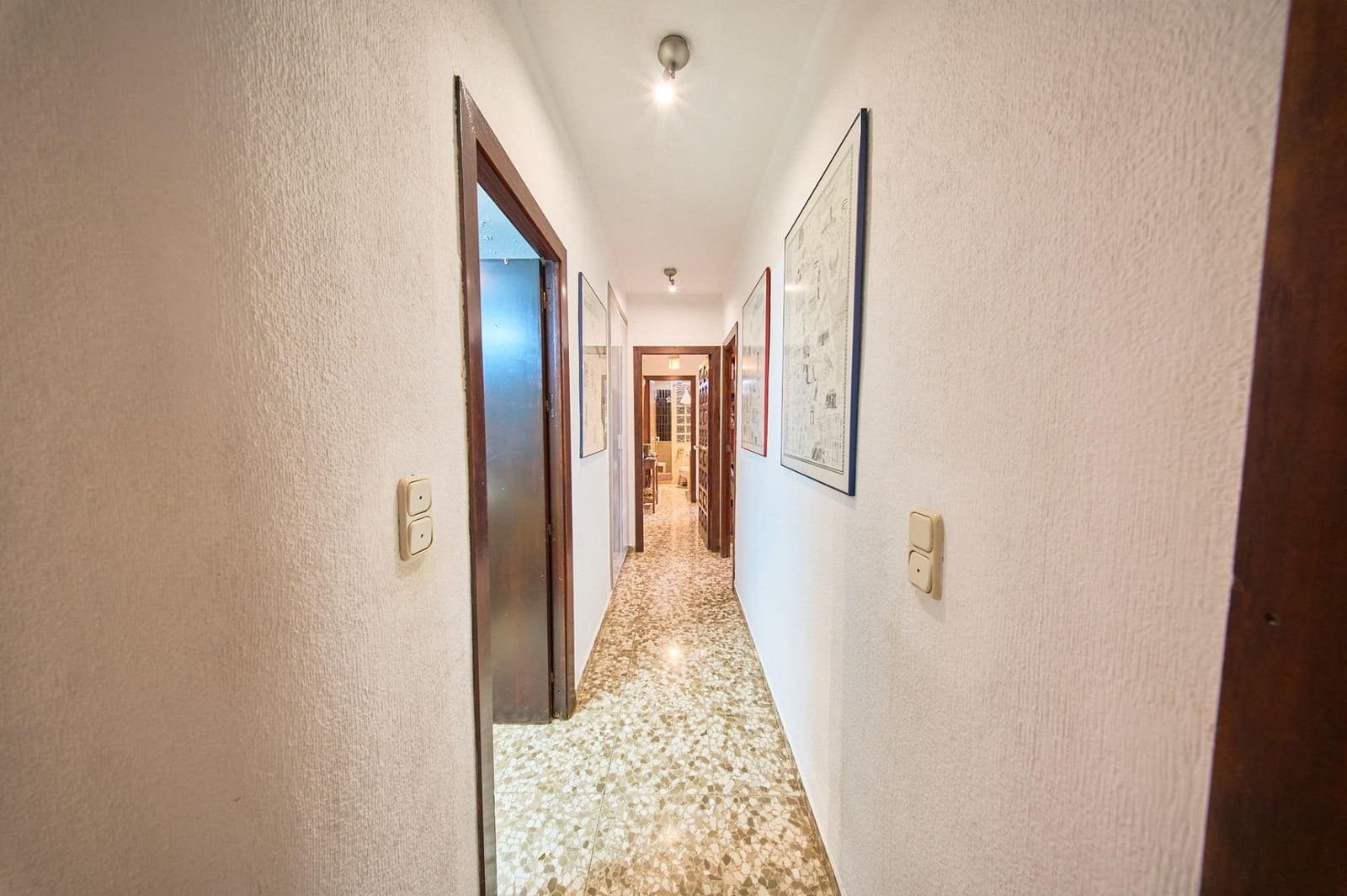 4 slaapkamer Flat te koop in Granada stad - € 420.000 (Ref: 9652208)