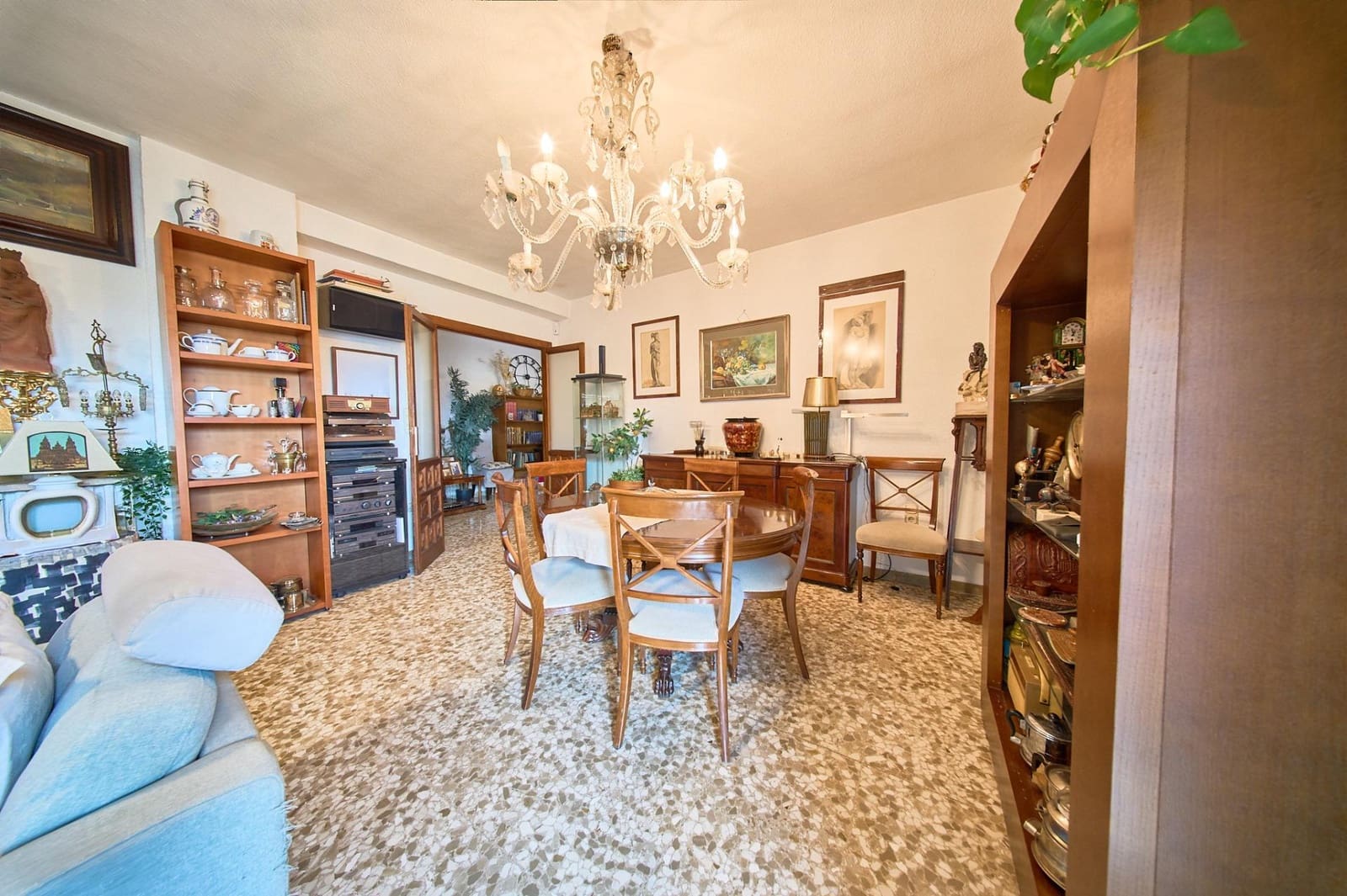 4 slaapkamer Flat te koop in Granada stad - € 420.000 (Ref: 9652208)