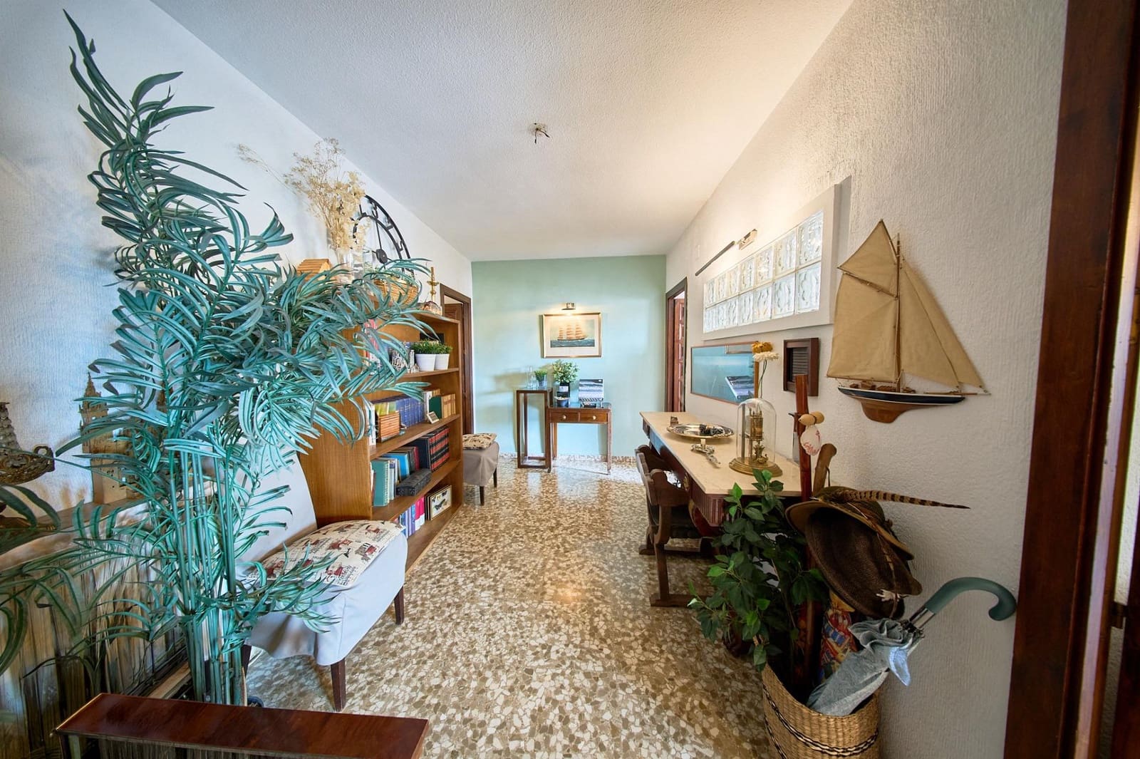 4 slaapkamer Flat te koop in Granada stad - € 420.000 (Ref: 9652208)