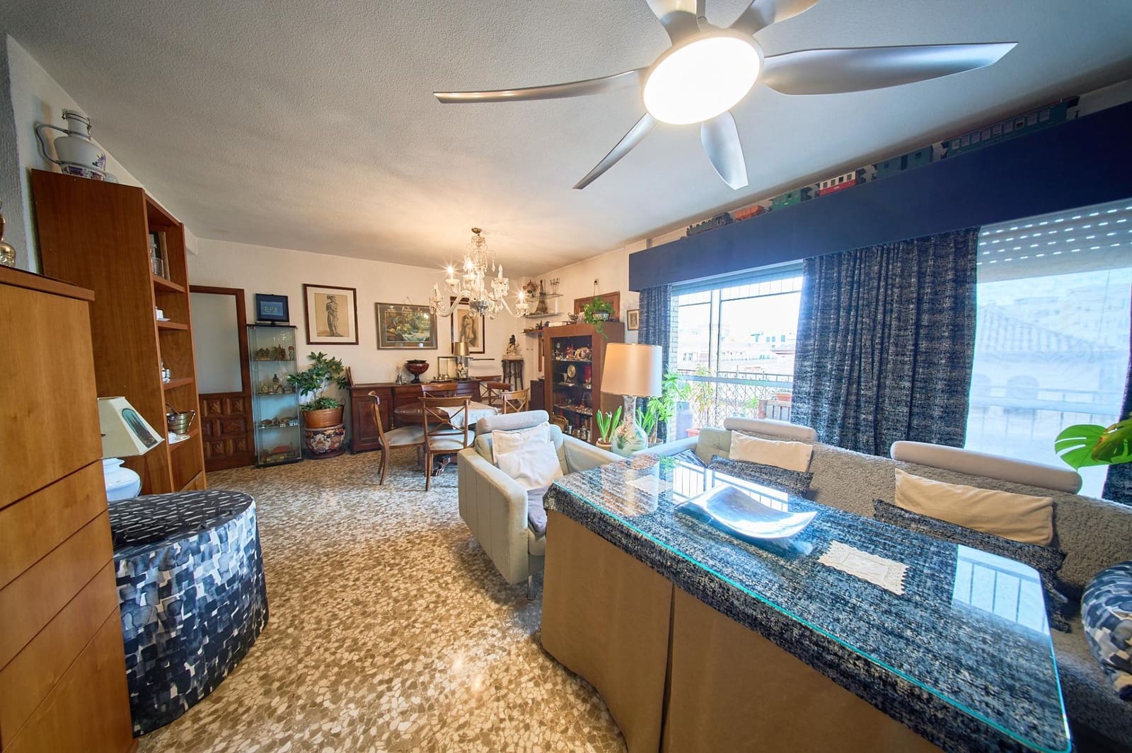 4 slaapkamer Flat te koop in Granada stad - € 420.000 (Ref: 9652208)