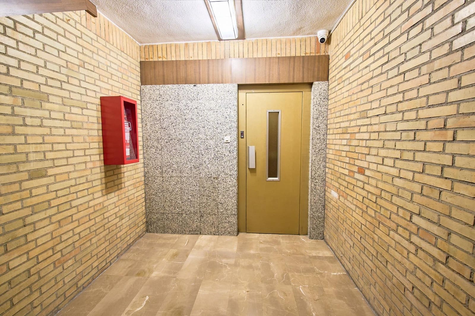 4 slaapkamer Flat te koop in Granada stad - € 420.000 (Ref: 9652208)