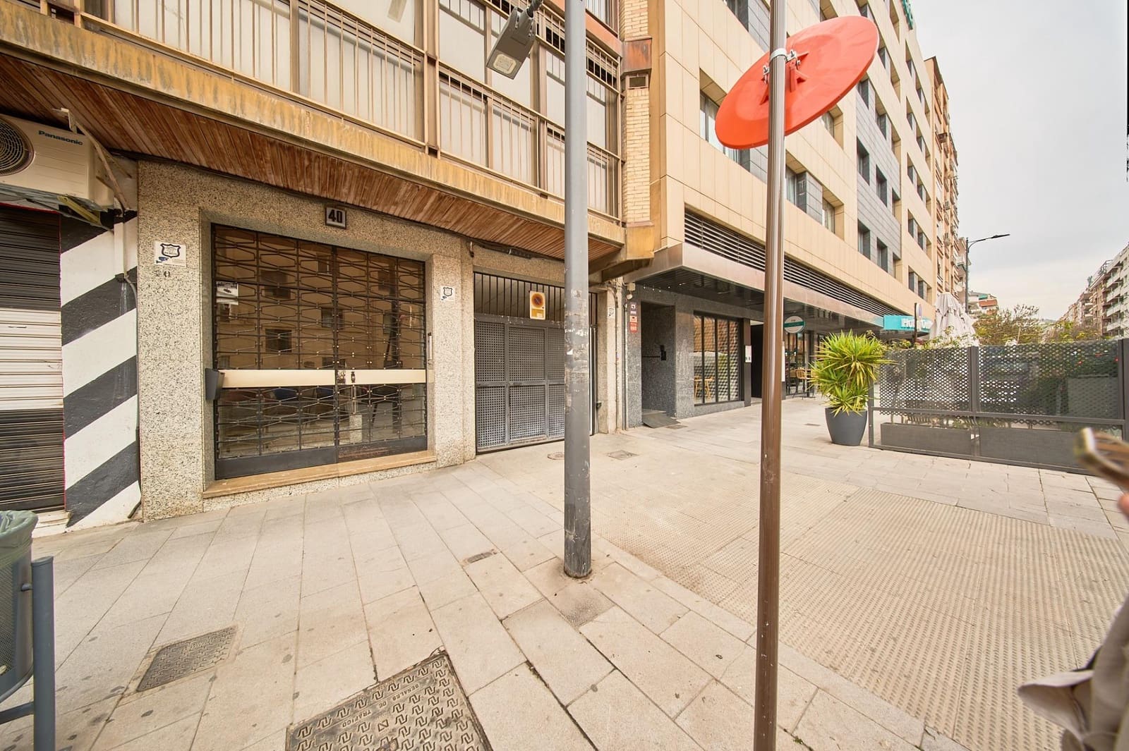 4 slaapkamer Flat te koop in Granada stad - € 420.000 (Ref: 9652208)