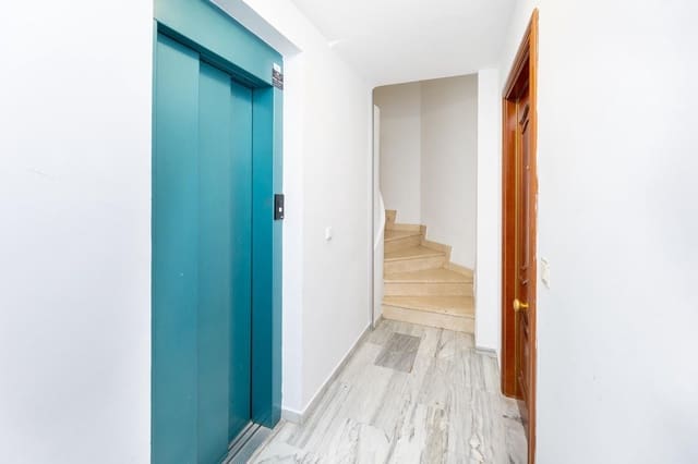 2 bedroom Apartment for rent in Granada city - € 850 (Ref: 9656280)