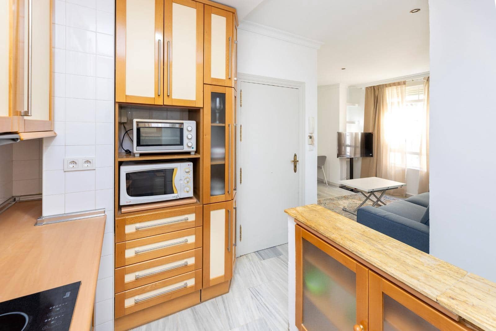2 quarto Apartamento para arrendar em Granada cidade - 850 € (Ref: 9656280)
