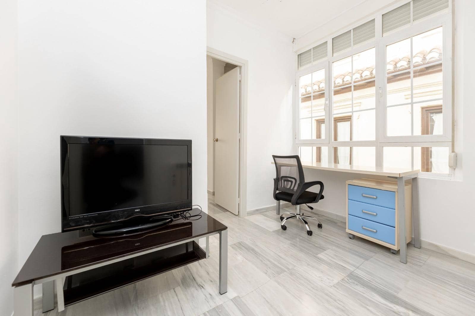 2 quarto Apartamento para arrendar em Granada cidade - 850 € (Ref: 9656280)