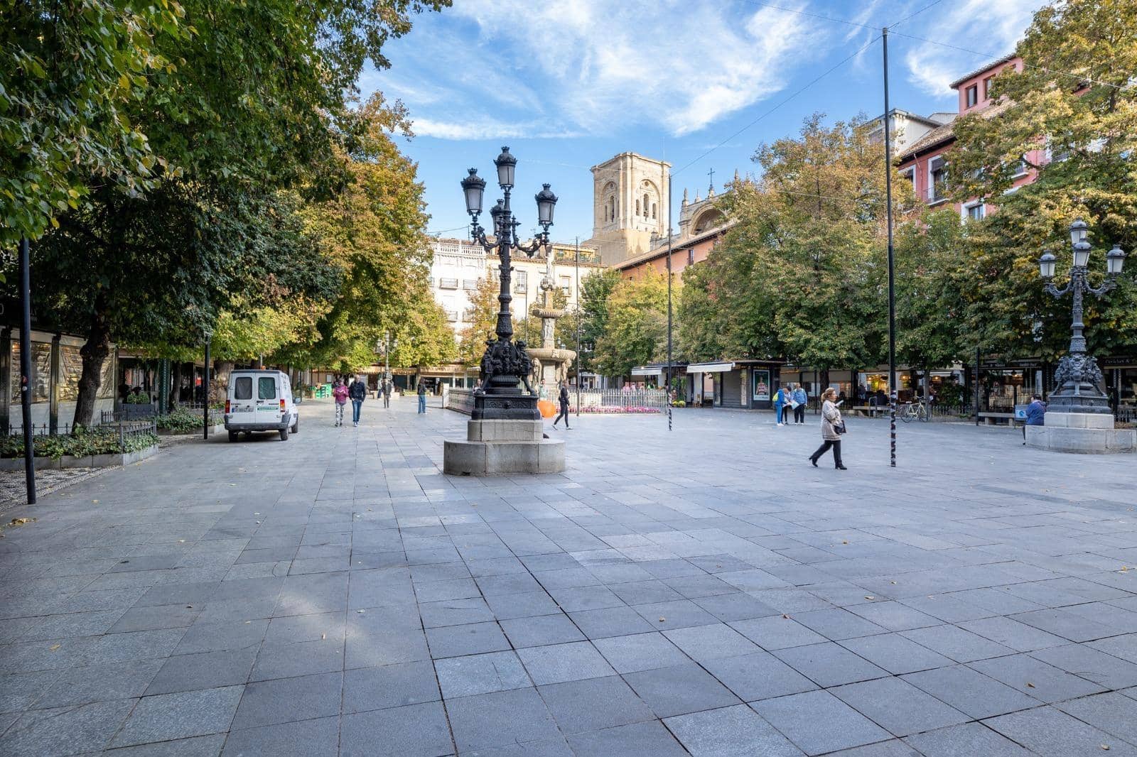 2 quarto Apartamento para arrendar em Granada cidade - 850 € (Ref: 9656280)