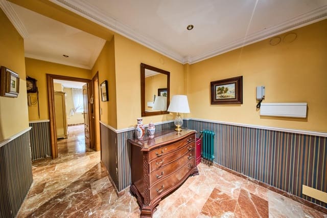 3 quarto Apartamento para venda em Granada cidade - 380 000 € (Ref: 9656281)