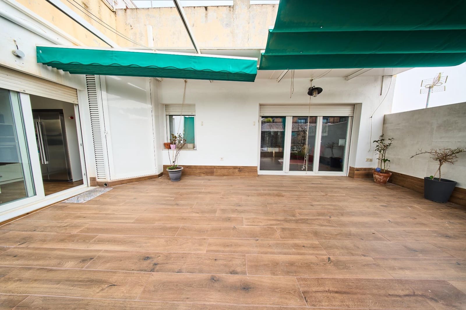 3 makuuhuone Kattohuoneisto vuokrattavana paikassa Granada kaupunki - 1 500 € (Ref: 9656282)