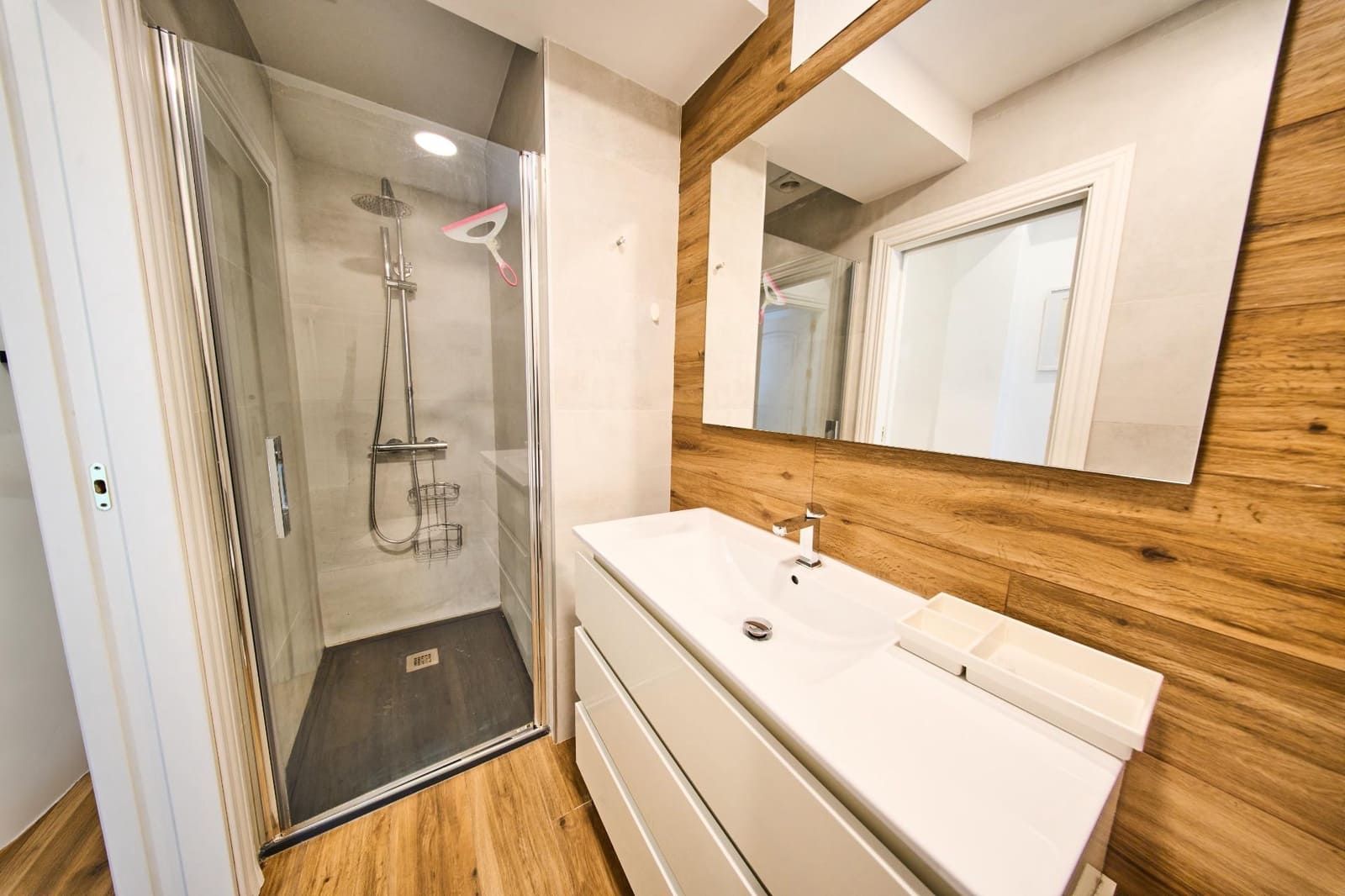 3 makuuhuone Kattohuoneisto vuokrattavana paikassa Granada kaupunki - 1 500 € (Ref: 9656282)